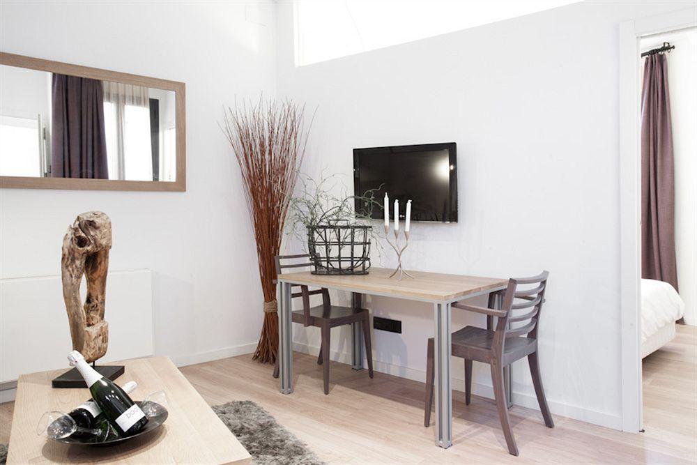 Inspired By Enjoyapartments Barcelona Zewnętrze zdjęcie