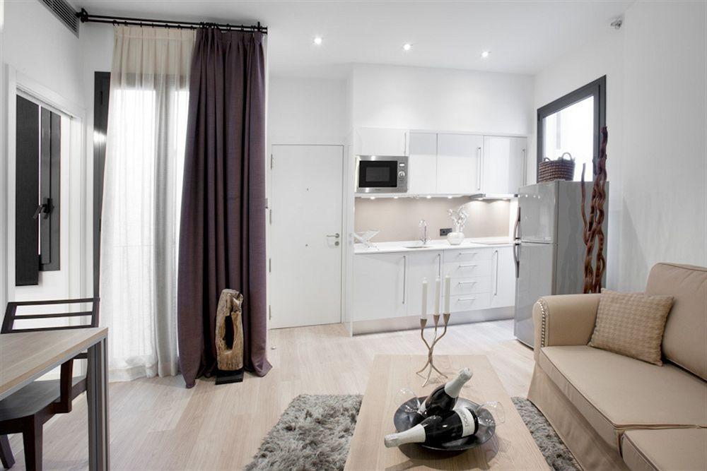 Inspired By Enjoyapartments Barcelona Zewnętrze zdjęcie